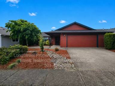 Main picture of 2018 Nut Tree Dr NW