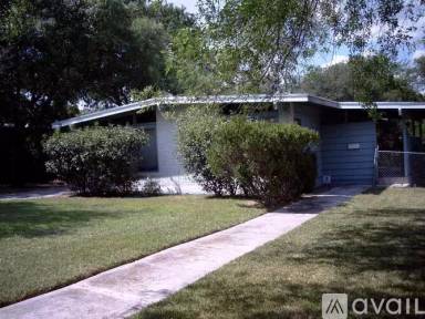 Main picture of 327 Sharon Dr