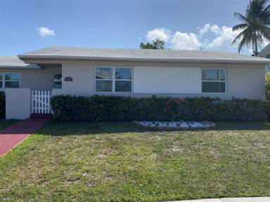 Main picture of 20504 SW 92nd Ct