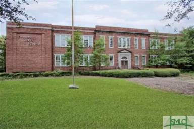 Main picture of 1835 Skidaway Rd