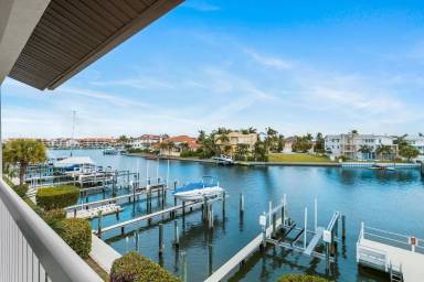 Main picture of 325 Madeira Cir