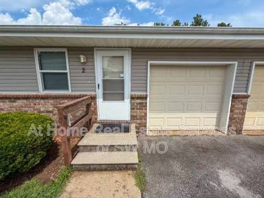 Main picture of 637 W Meadowview Dr