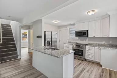 Main picture of 3517 Brighton St