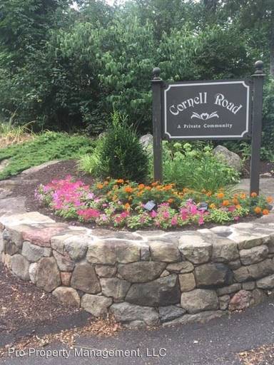 Main picture of 25 Cornell Rd
