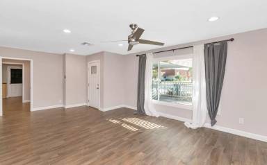 Main picture of 1502 E Minton Dr