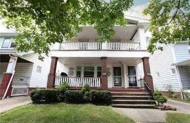 Main picture of 3406 W 94th St