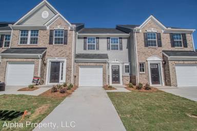 Main picture of 112 Emerywood Ln