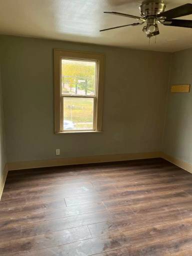 Main picture of 1313 Manchester Rd