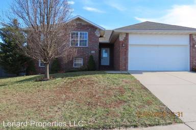 Main picture of 1412 S Nitro Dr