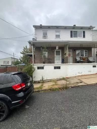 Main picture of 39 Leisenring St