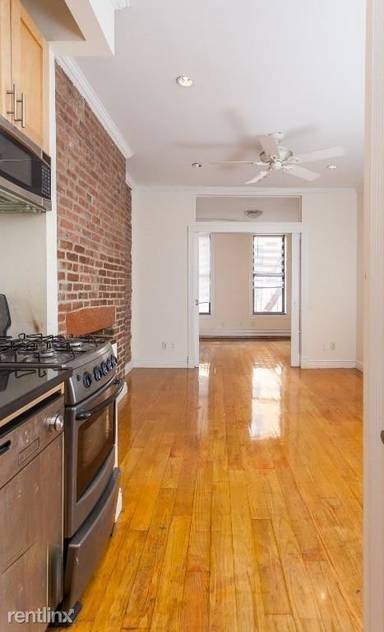 Main picture of 44 Avenue B