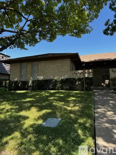 Main picture of 8328 Lullwater Dr