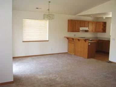 Main picture of 15116 NE 80th St