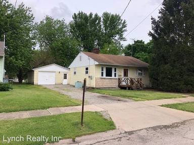 Main picture of 106 Lynwood Ave