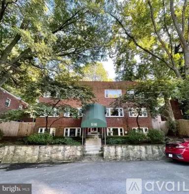 Main picture of 516 Thayer Ave