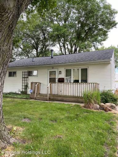 Main picture of 751 Sherman Ave