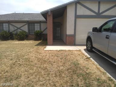 Main picture of 29530 Mount Bachelor Way