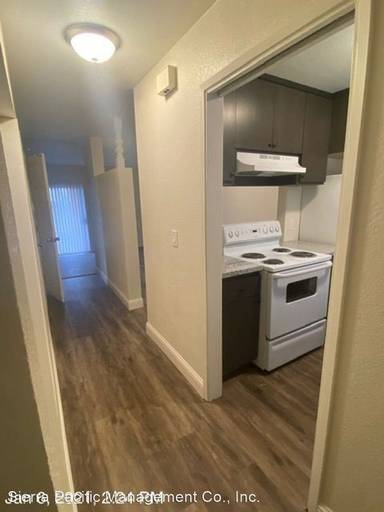 Main picture of 710 Carson St