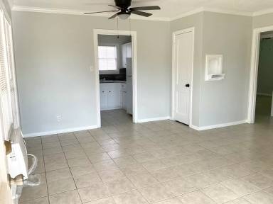 Main picture of 903 Kern Rd