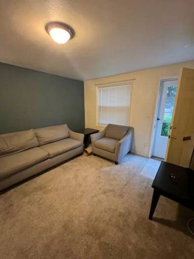 Main picture of 309 N Tacoma Ave