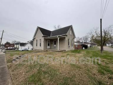 Main picture of 214 N Georgia St