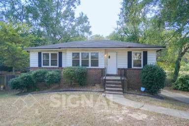 Main picture of 401 Camellia Rd