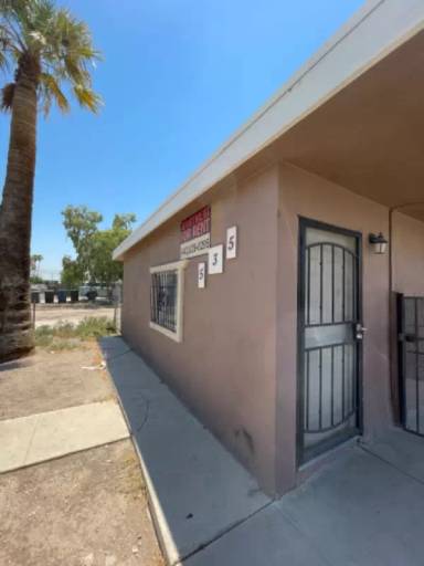 Main picture of 535 El Centro Ave