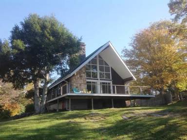 Main picture of 23 Rainbow Ln