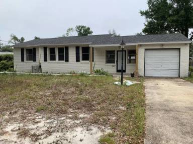 Main picture of 119 N Cove Ln