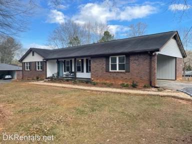 Main picture of 1223 Murray Cir SW