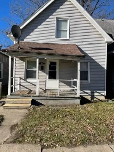 Main picture of 674 Lorain St