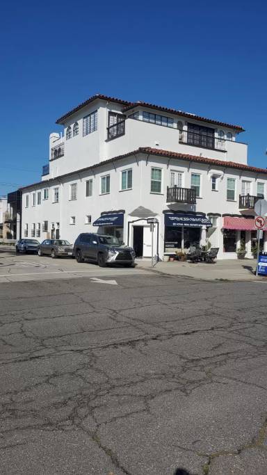 Main picture of 185 Savona Walk