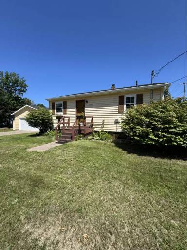 Main picture of 1900 Van Evera Ave