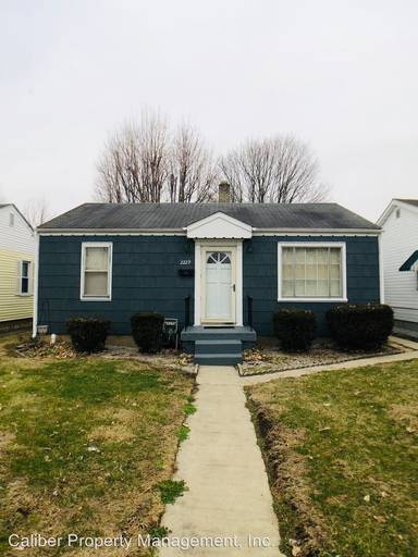 Main picture of 2229 Virginia Ave