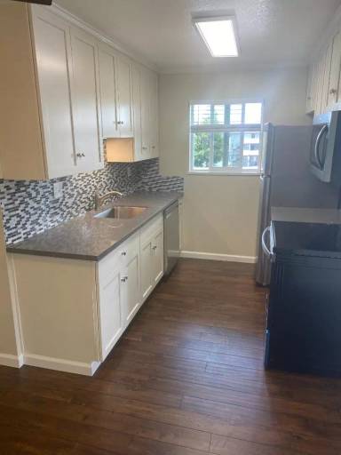 Main picture of 29359 Dixon St