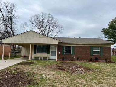 Main picture of 3109 Oliver St