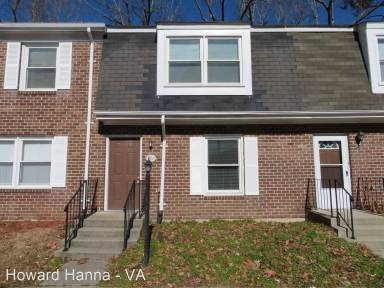 Main picture of 323 Susan Constant Dr