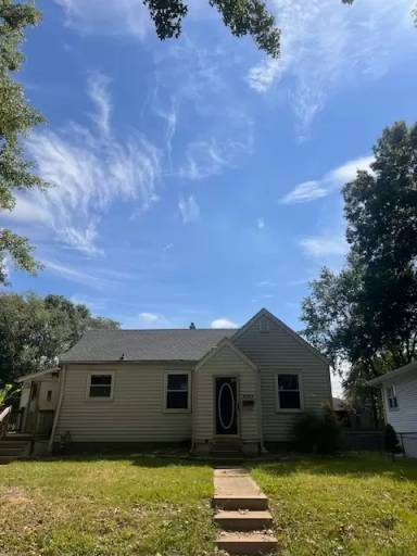 Main picture of 7007 Paisley Dr