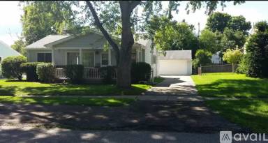 Main picture of 1218 Duncan Ave