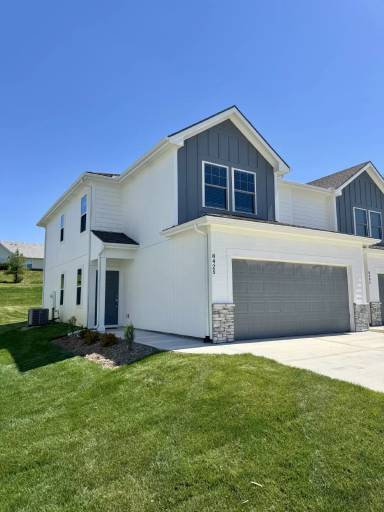 Main picture of 8425 Valley Spring Dr