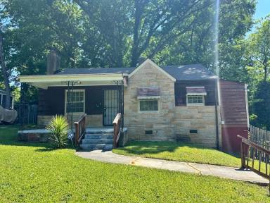 Main picture of 609 Ambassador St