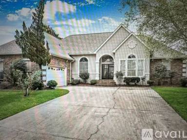 Main picture of 25 Oak Tree Dr