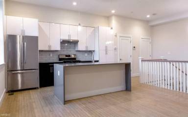 Main picture of 11 Newcomb St