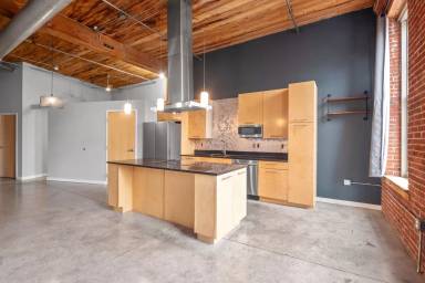 Main picture of 721 N 17th St