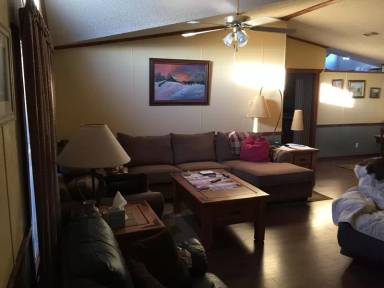Main picture of 4000 Green Ridge Ln
