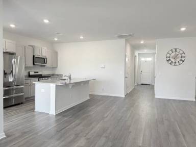 Main picture of 320 Windy Woods Way