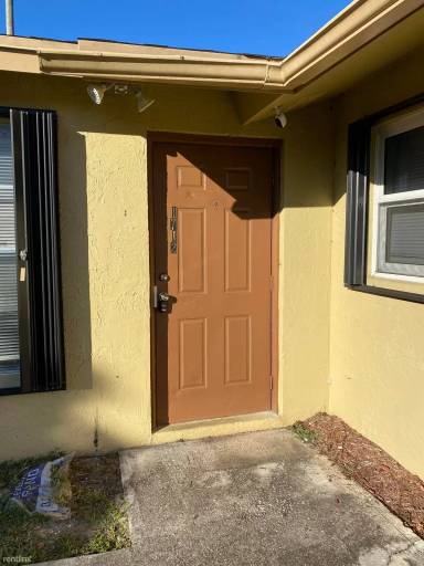 Main picture of 1712 E Breezy Ln