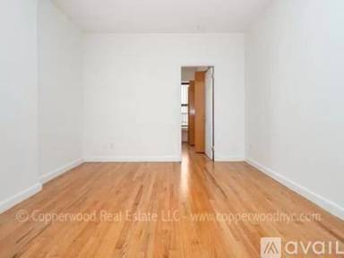 Main picture of 172 East 82nd St