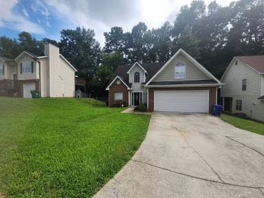 Main picture of 3225 Landgraf Close