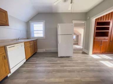 Main picture of 216 N McKinley Ave